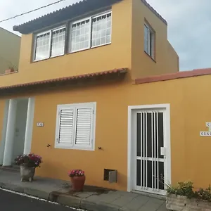 https://la-centinela-1.tenerifehoteles.net